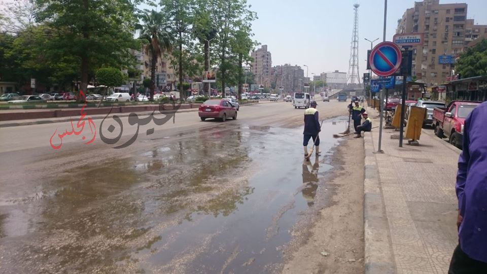 محافظ الجيزة : الانتهاء من ازالة وشفط كافة تجمعات المياه من الشوارع والمحاور الرئيسية