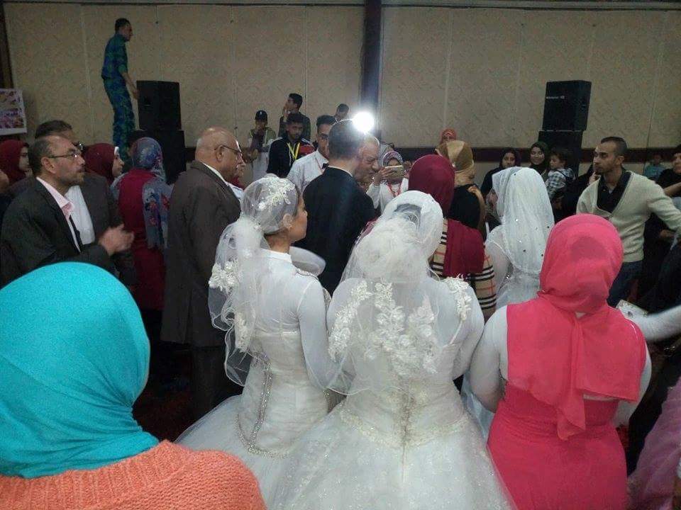 بالصور..حفل زفاف جماعى لـ20 فتاة من الايتام فى احتفالية يوم اليتيم
