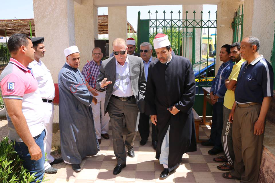 محافظ جنوب سيناء يوجه بـ توفير سبل الراحة للطلاب الثانوية العامة الأزهرية