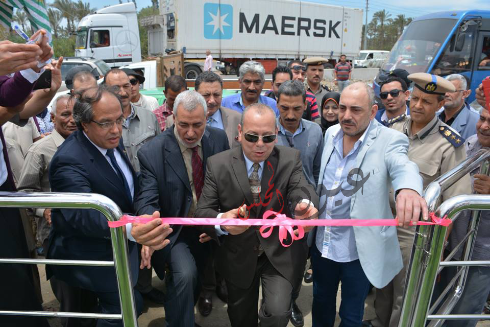 محافظ دمياط يفتتح عدداً من المشروعات الخدمية والتعليمية والصحية بـ تكلفة ١٩٠ مليون جنية