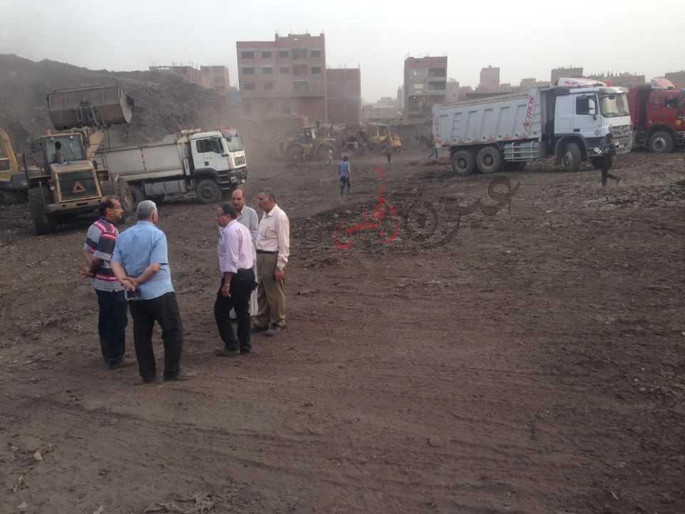 رفع 80000 ألف م3 من مقلب القطاوى لإقامة المحطة الوسيطة المتطورة بحى شبرا الخيمة