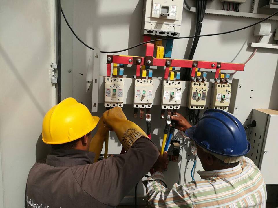 كهرباء الاقصر : الإنتهاء من تنفيذ المرحلة الثالثة من خطة وزارة الكهرباء