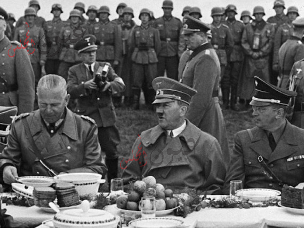 مصير الديكتاتور ..إنتحار هتلر وإعدام تشاوشيسكو !