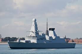 بريطانيا تعزز قواتها لمواجه روسيا