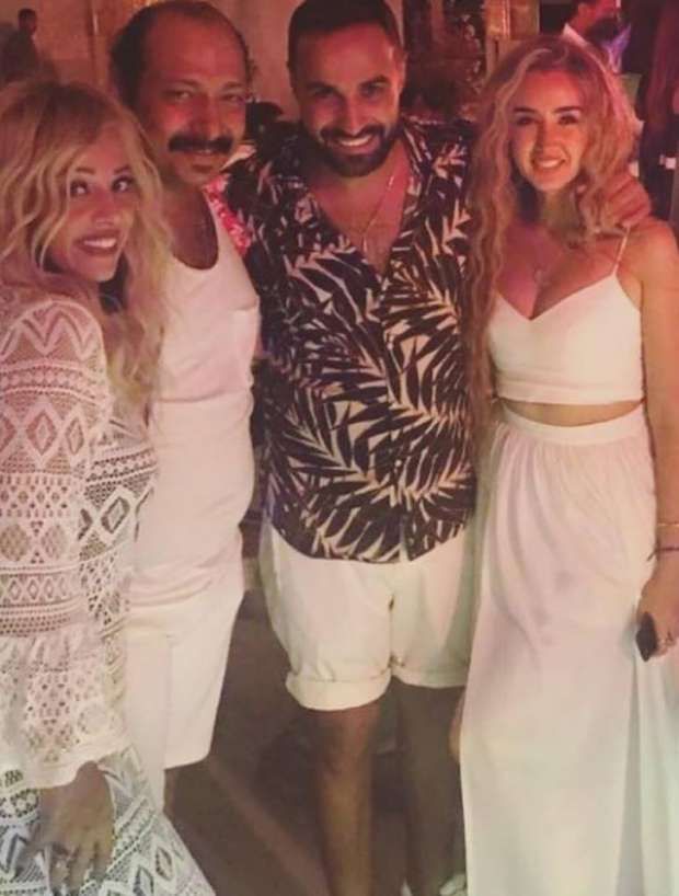 سيلفى النجوم فى زفاف “محمد إمام”… صور محمد إمام وعروسته