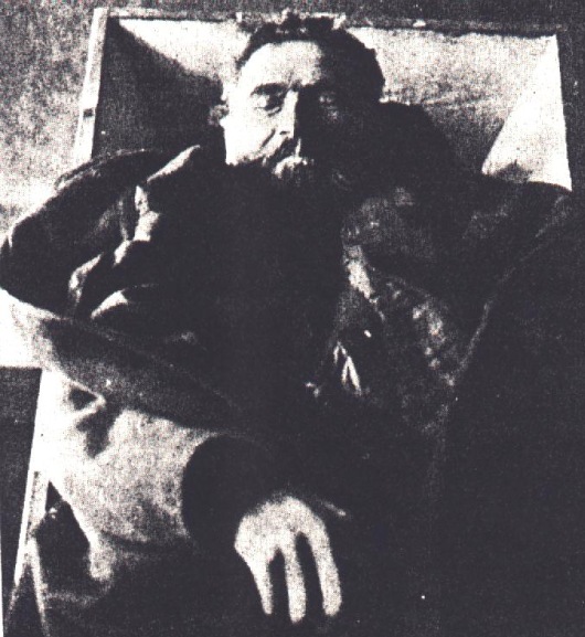 كارل دينك…من أبشع السفاحين فى التاريخ قتل 40 شخص وأكل لحومهم وقام ببيعها فى الأسواق..!! (صور)