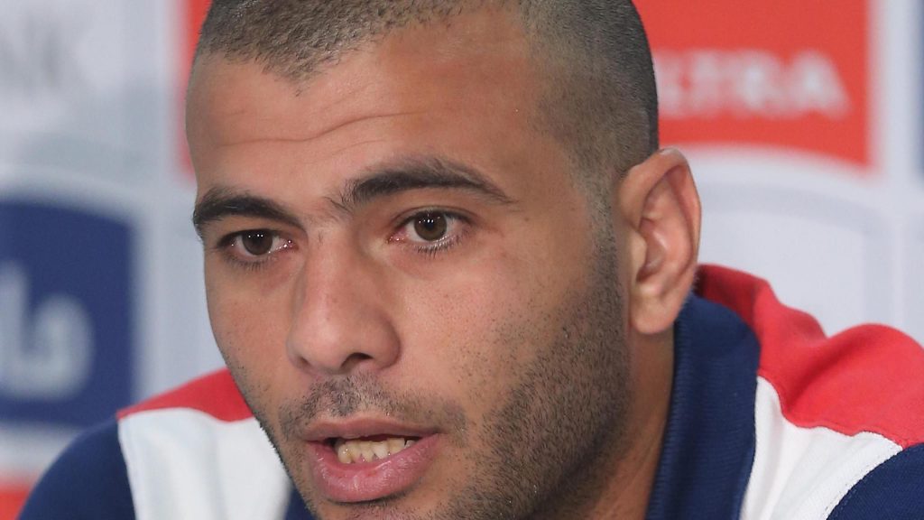 حقيقة تراجع عماد متعب عن الاعتزال