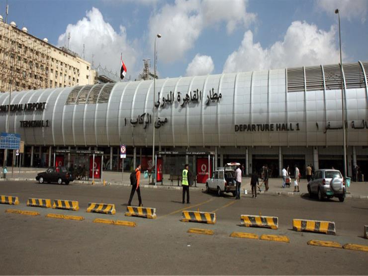 احتجاز وفد عراقي في مطار القاهرة والإعلام العراقي يستغيث بالحكومة