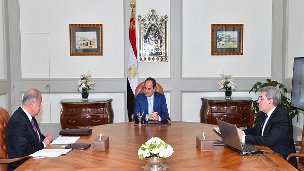 وزير المالية: قرار من الرئيس بدراسة وضع أجور الموظفين داخل الدولة والعمل على زيادتها