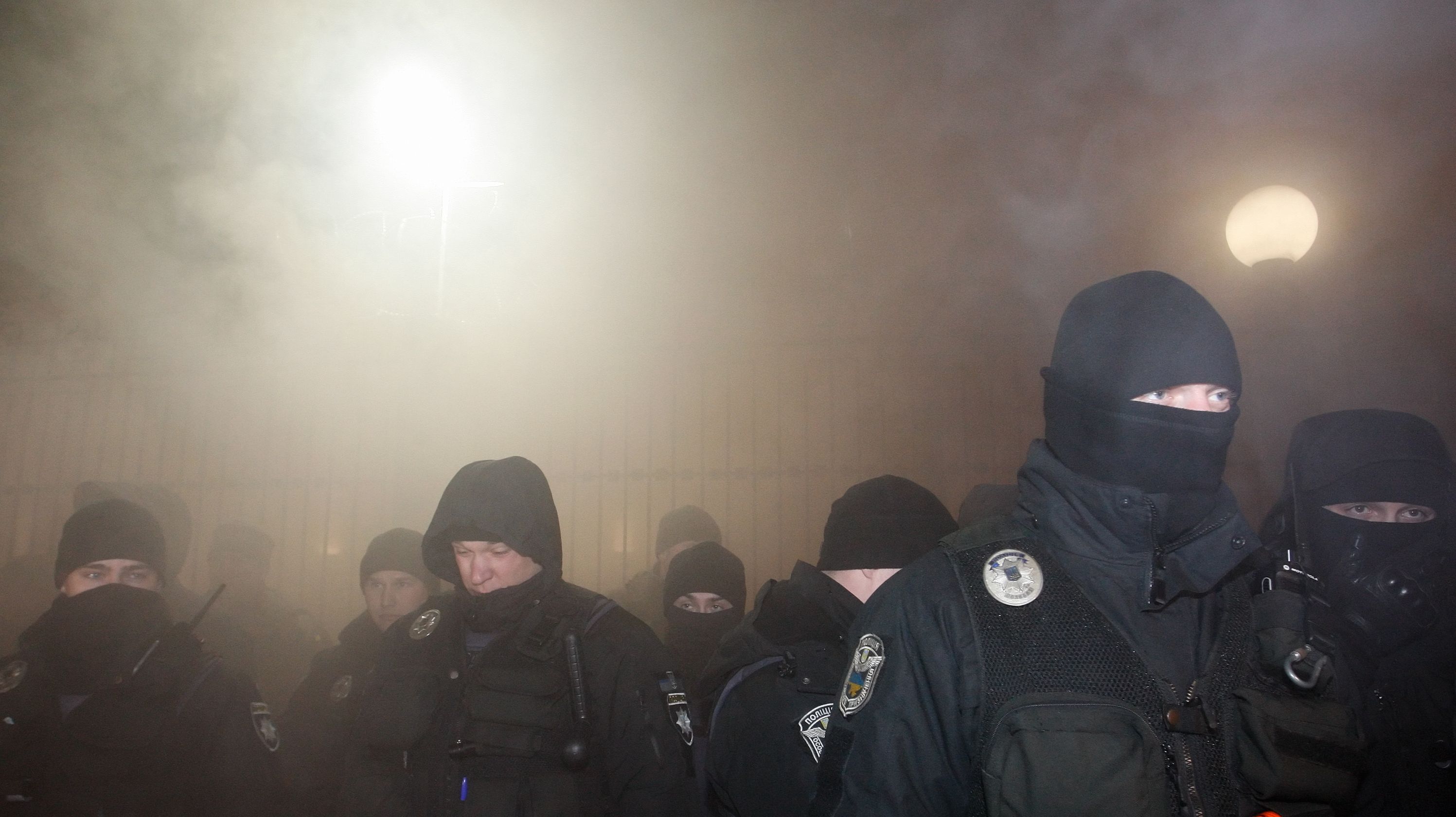 اعلان الاحكام العرفية بعد وجود بوادر حرب