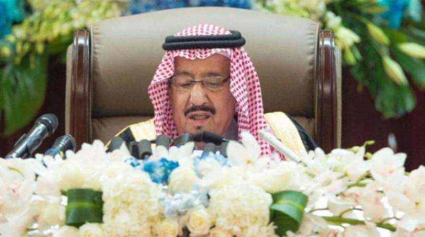 الملك سلمان تحت قبة الشورى بشأن السياسة السعودية