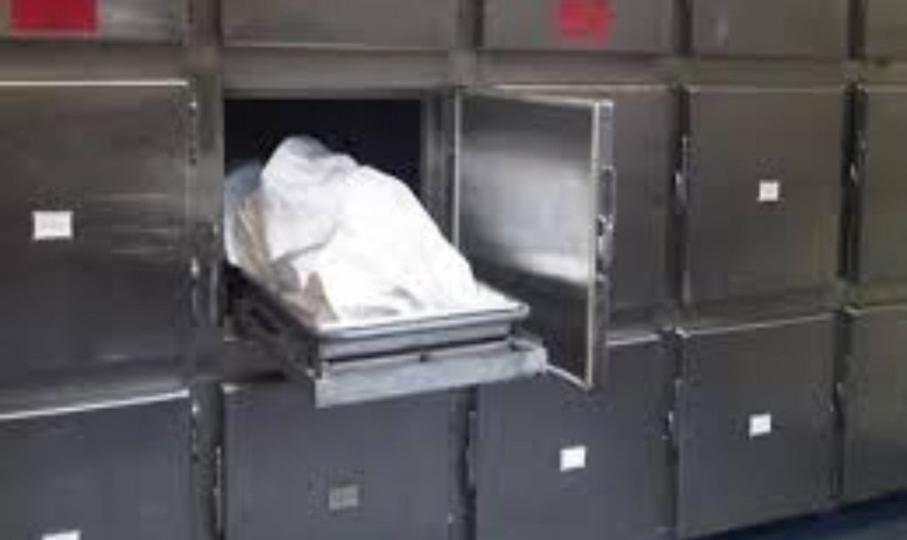 بعد دفنه بشهرين… يعود الى منزله!!