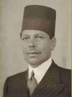 محمد محمود اشهر اسم في مصر في ثوره ٢٥ يناير  .