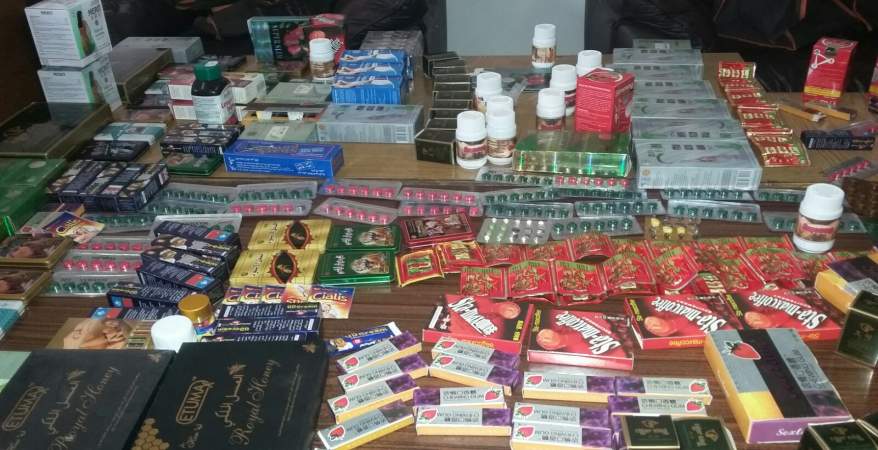 ضبط منشطات جنسية منتهية الصلاحية بطنطا