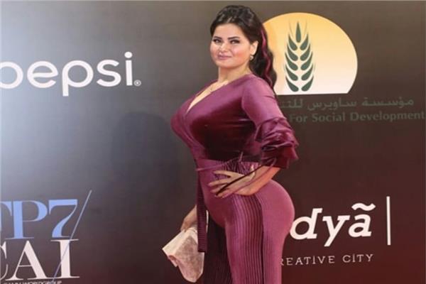 سما المصري أنا محجبة بالنسبة لرانيا يوسف