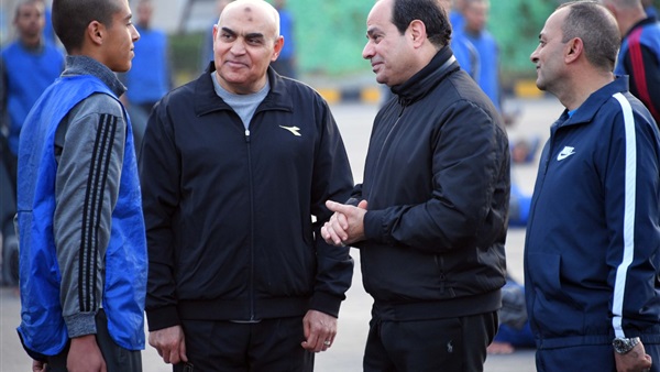 الرئيس السيسي في زيارة الكلية الحربية اليوم