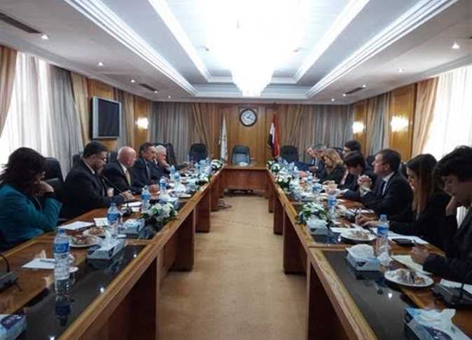 إتحاد الصناعات يستعرض خططه ويتعهد بتكثيف الجهود في عام 2019