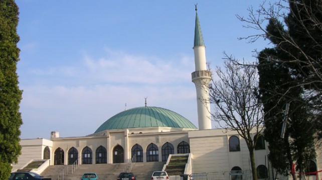 فرض “ضريبة المسجد” على المسلمين بألمانيا