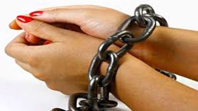 ضبط “مستريحة المحلة”  للنصب على المواطنين