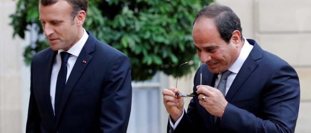 ماكرون: لا يمكن فصل الاستقرار عن حقوق الإنسان وسلمت السيسي قائمة المسائل التي تهمنا