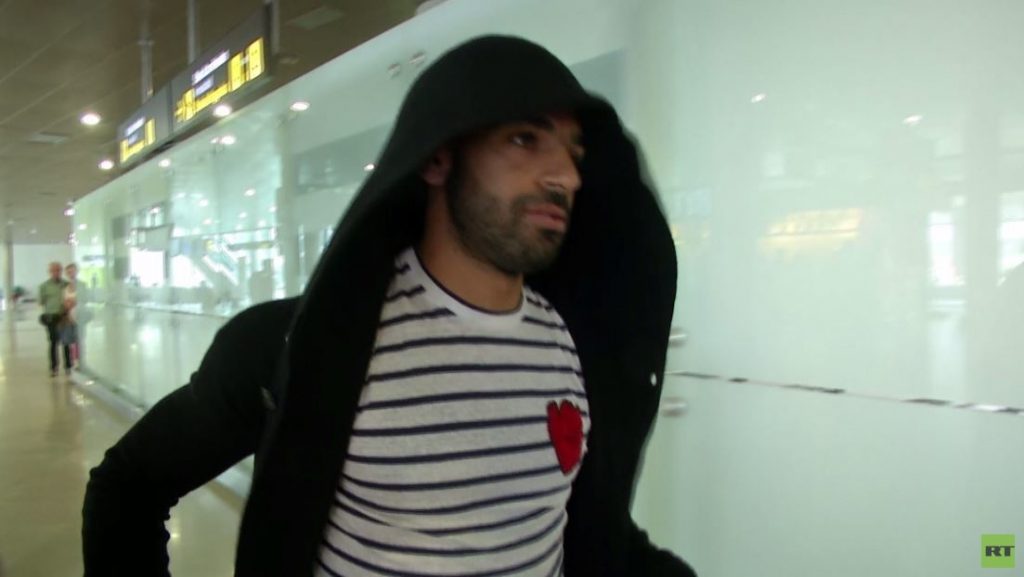 محمد صلاح يقتنى سيارة جديدة . . . ثمنها 6 مليون جنيه