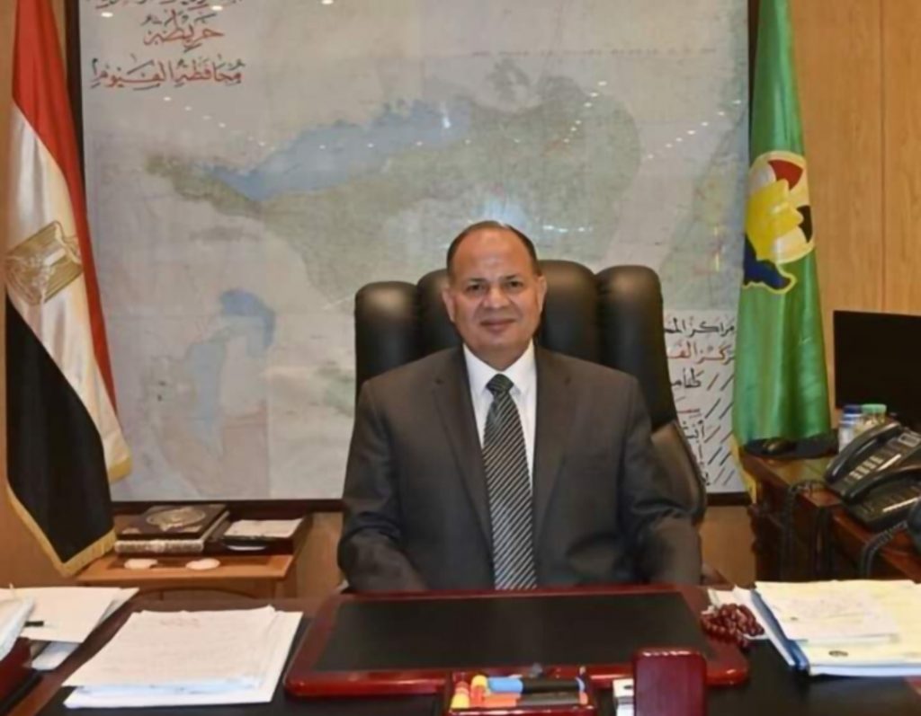 محافظ الفيوم يوقف هدم أملاك السكه الحديد الأثرية