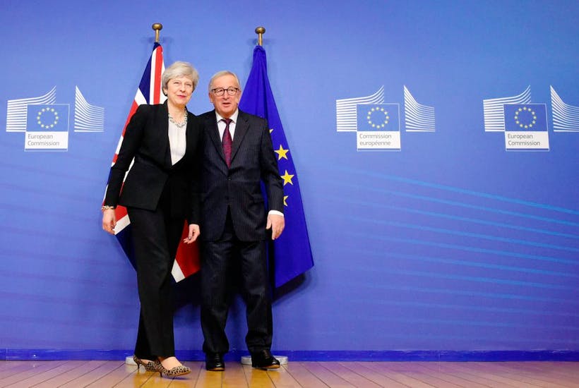 مصر تتدخل لحل الأزمة البريطانية