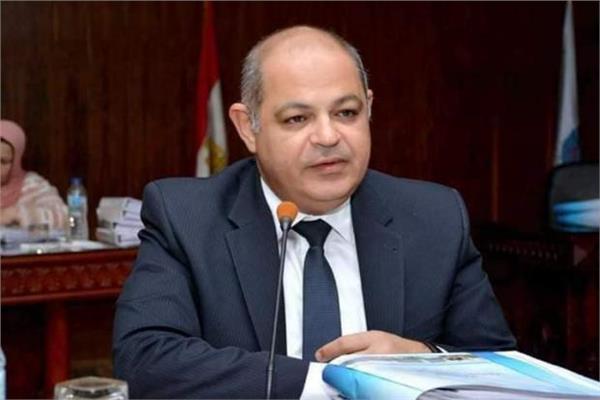 صرف 10 آلاف جنيه لأسرة التلميذ محمد عمر البهنسى بمدرسة بنوفر الابتدائية بكفر الزيات..