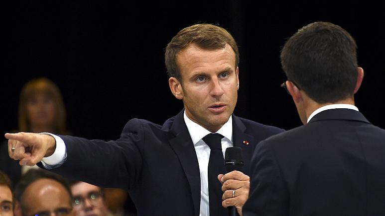 اجتماع في الإليزيه لبحث تدهور الاوضاع في فرنسا