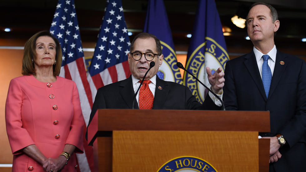 مجلس النواب الأميركي يصوت على إحالة قرار اتهام ترامب الي مجلس الشيوخ