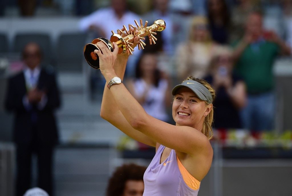 أسطورة التنس الروسية تعتزل