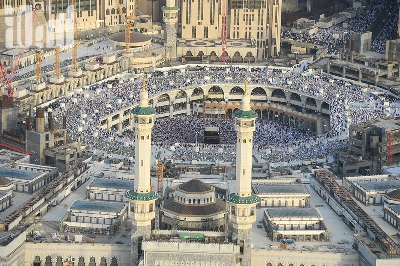 المملكة السعودية تعلق مؤقتا دخول المعتمرين الي اراضيها خوفا من تفشي كورونا