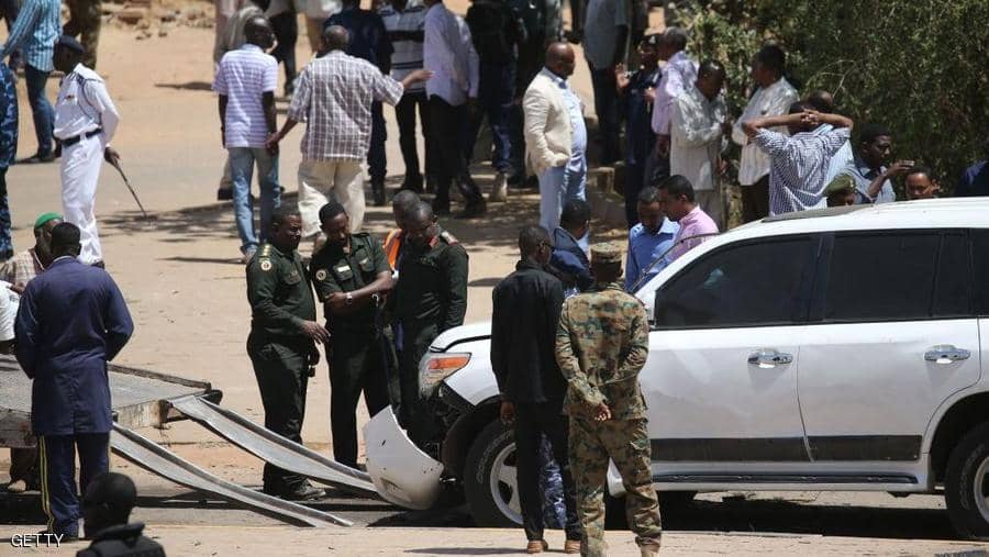 نجاة رئيس وزراء السودان من محاولة اغتيال