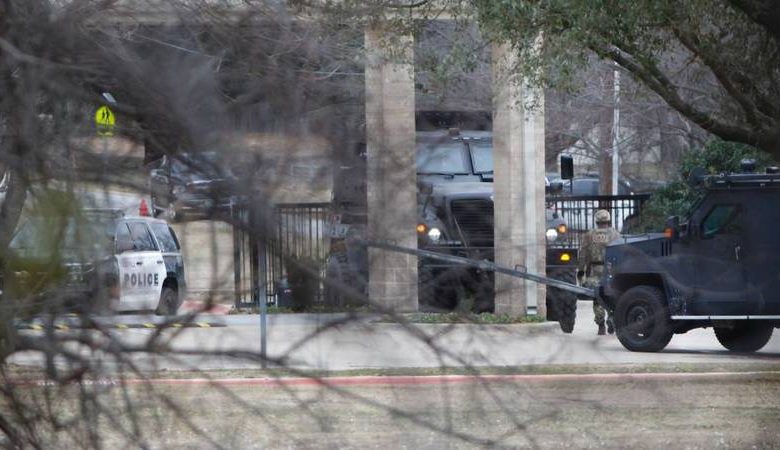 الازمة تنتهي في كنيس يهودي بالولايات المتحدة الامريكية