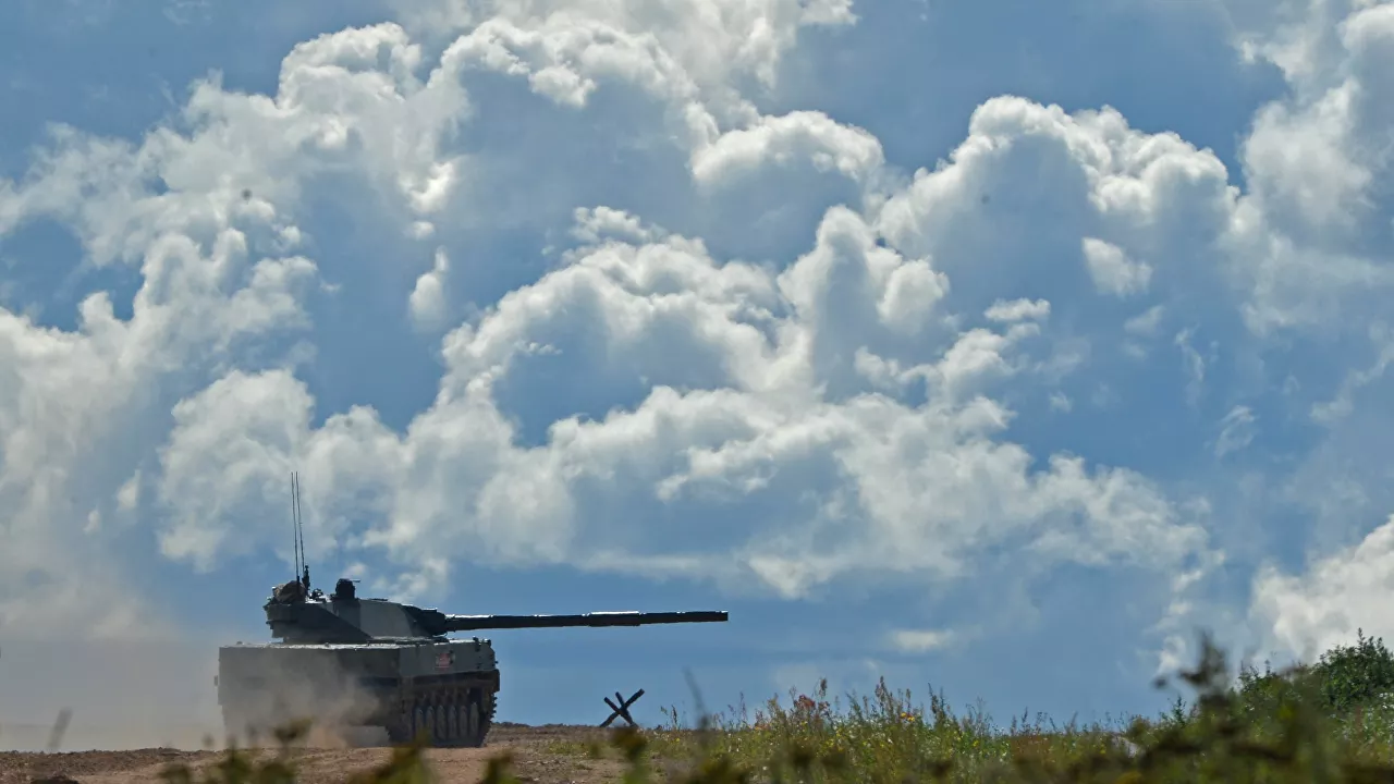 روسيا تنتج أقوى دبابة خفيفة في العالم… بإمكانها تدمير هدف لا ترصده
