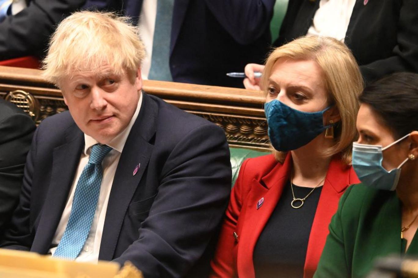 وزيرة خارجية بريطانيا: المملكة المتحدة ستدعم السويد وفنلندا في محاولة الانضمام للناتو