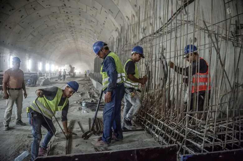 غزو أوكرانيا يزيد إقبال أوروبا وأمريكا على الحديد المصري