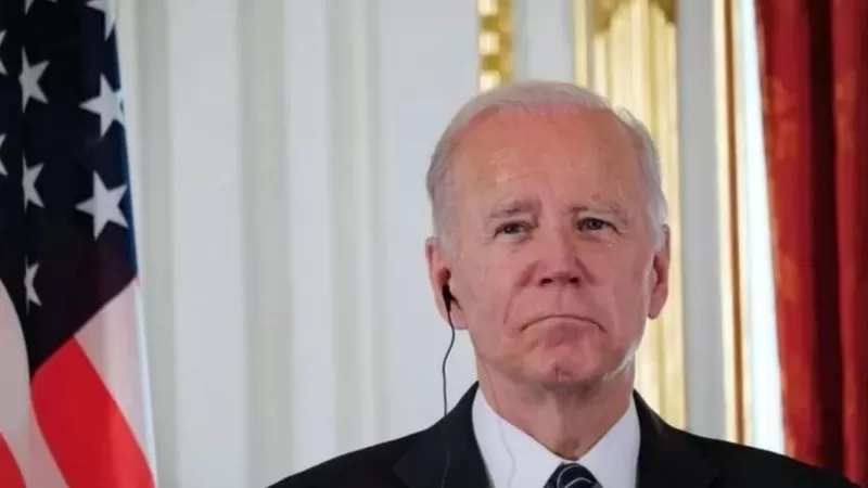 روسيا وأوكرانيا: جو بايدن يقول إن واشنطن لن تزود أوكرانيا بصواريخ يصل مداها إلى روسيا