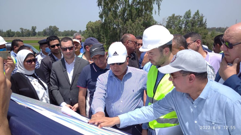 وزير النقل يتابع إنشاء طريق كفر الشيخ دسوق الجديد