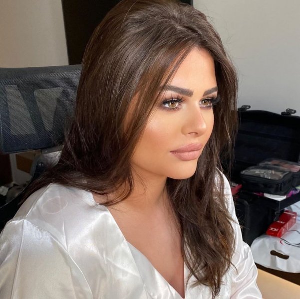 هنادي مهنى ترجع زيادة وزنها للمحشي والحمام!