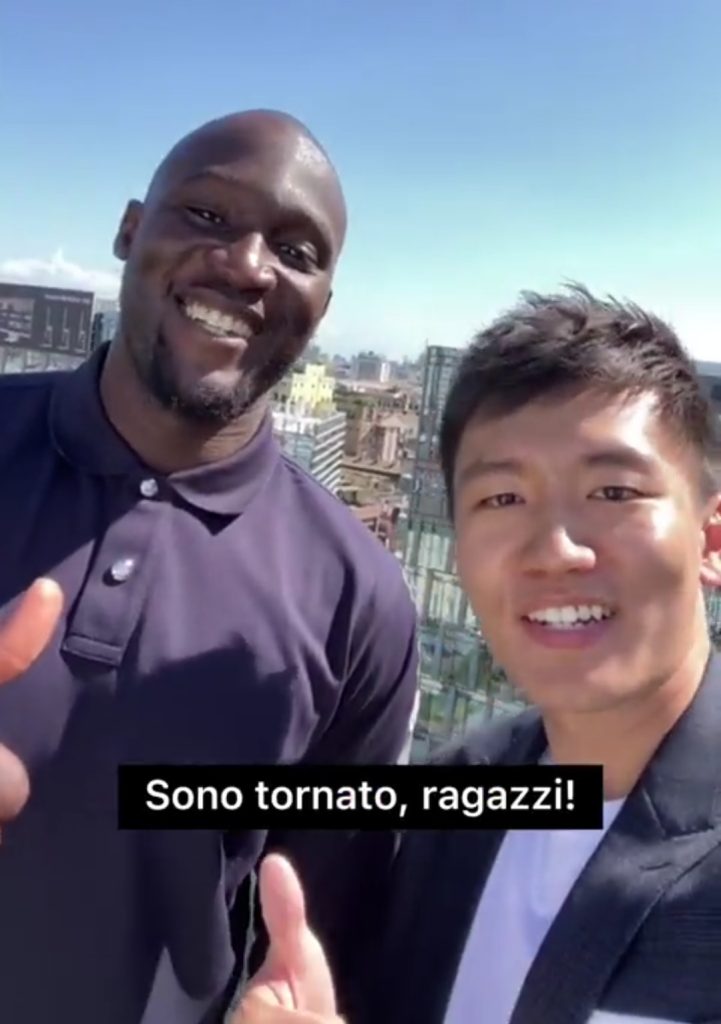 رسميًا الانتر يستعيد لوكاكو من تشلسي بعد موسم سيء