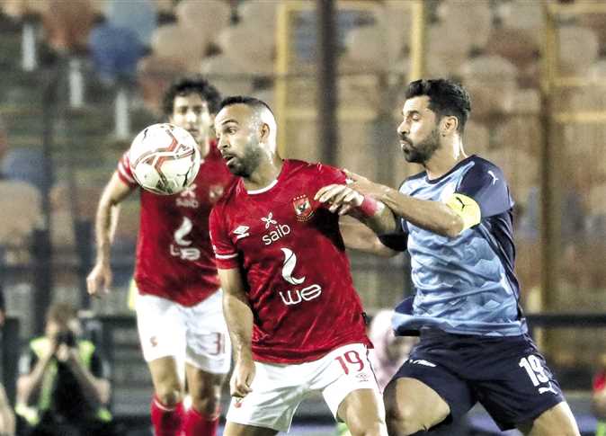 الأهلي وبيرامدز: تشكيل الفريقين والحكام