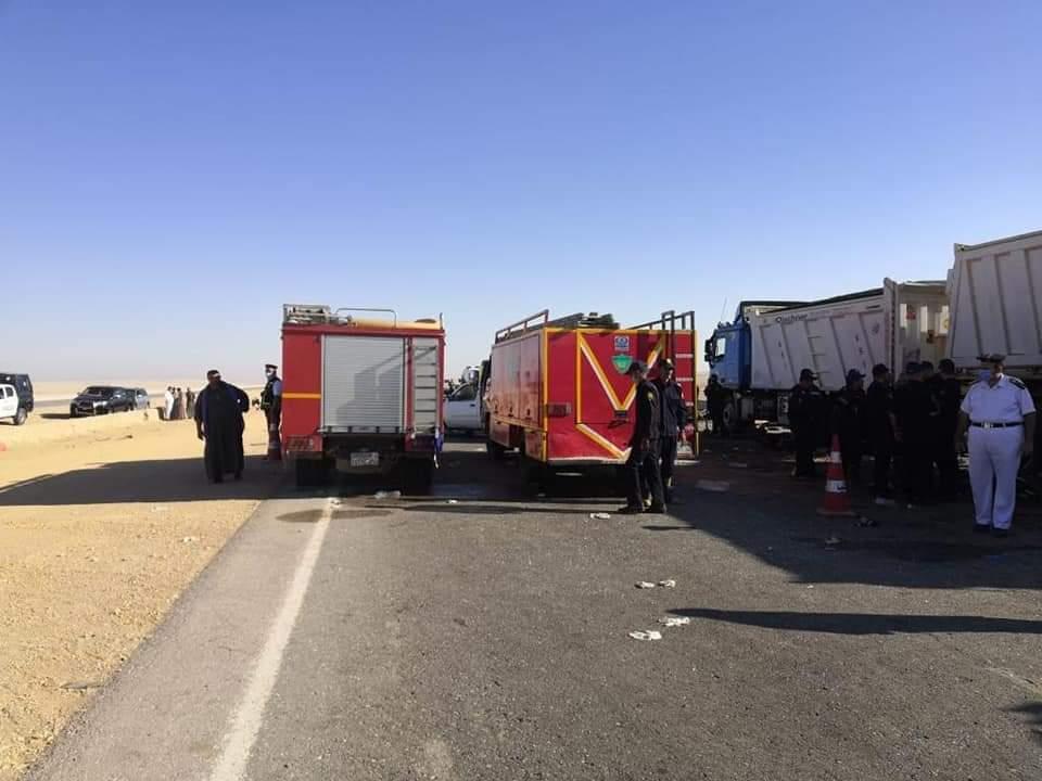 العاملون بمستشفى جامعة أسيوط ينعون ينعون زميلهم المتوفي في حادث اليوم