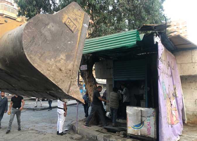 حملات ضخمة بمحافظة الجيزة لتحقيق الإنضباط ورفع الاشغالات