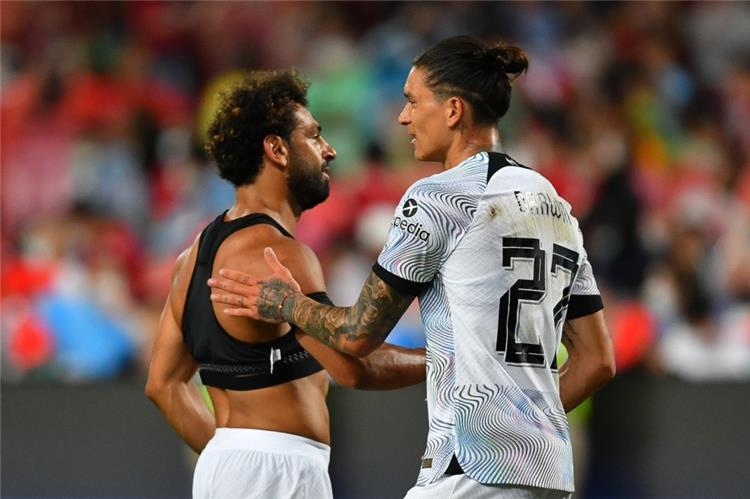 نونيز يشيد بمحمد صلاح ومنحه هدفه الأول مع ليفربول