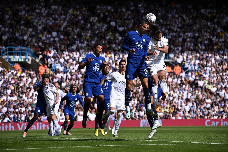 سقوط مذل لنادي تشيلسي أمام ليدز بثلاثية