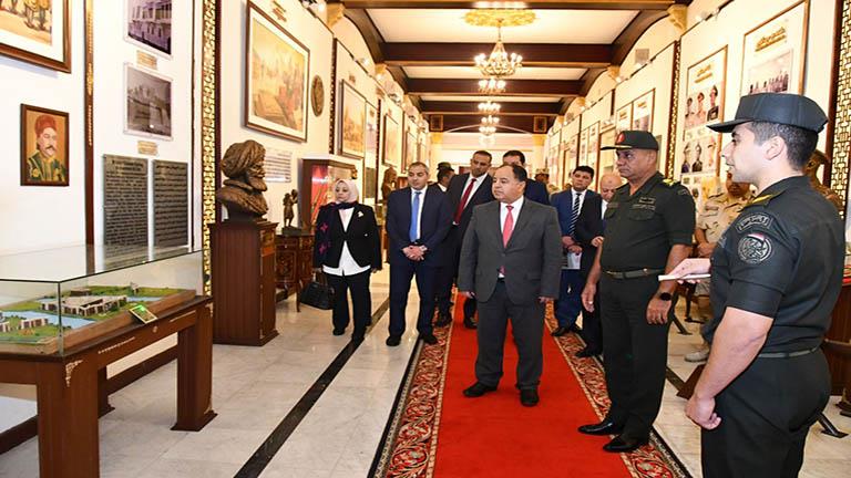 إليكم أهم ما جاء بزيارة وزير المالية للكلية الحربية