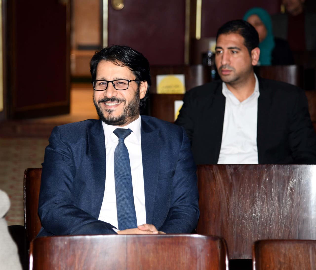 النائب أحمد بلال يفي وعده برد أموال رصف شارع الرجبي بالمحلة الكبرى بعد تكسيره