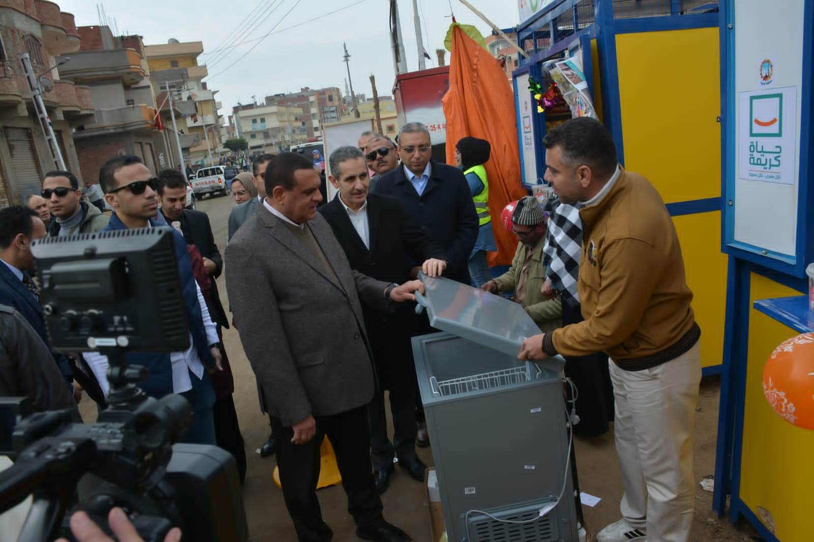 وزير التنمية المحلية ومحافظ الغربية يتفقدان مشروعات حياة كريمة بنهطاى