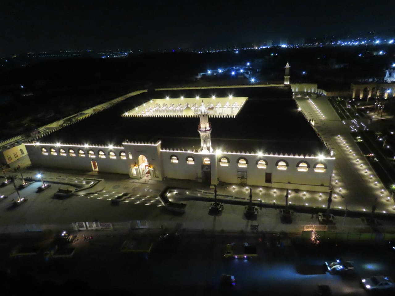 وزير الإسكان يعلن عن الإنتهاء من ترميم مسجد “عمرو بن العاص” وأصبح فى أبهى صورة